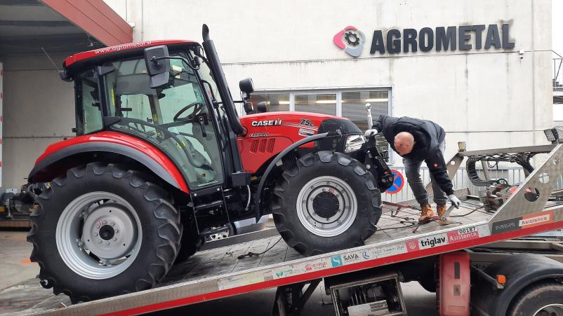 Veleprodaja traktorskih priključkov Ljubljana