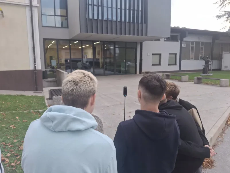 Razpis za srednje šole