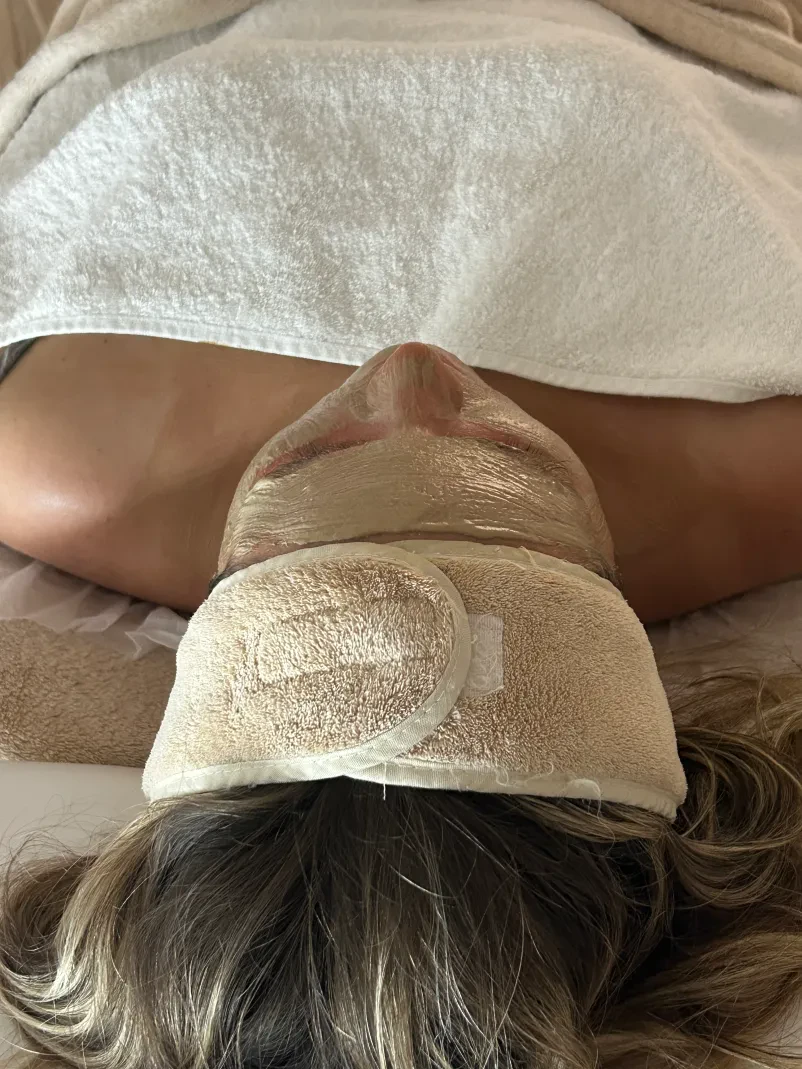 Nežni intimni gel za nego Kvalitetna nega in terapija za odpravo aken in hiperpigmentacije