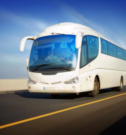 Avtobus prevozi potnikov po evropi