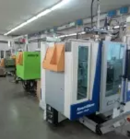 Brizganje plastike Slovenija