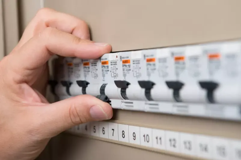 Elektroinštalacije v hiši ali industrijskih objektih
