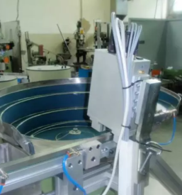 Elevatorji in linijski vibratorji slovenija