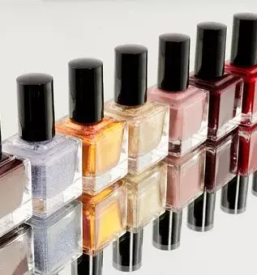 Kakovostno geliranje nohtov Primorska