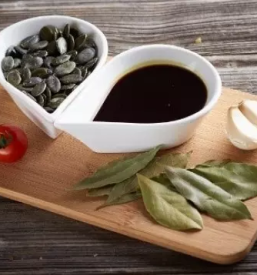 Kvalitetno hladno stiskano bučno olje Slovenija