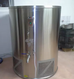 Hlajene posode za vino v sloveniji