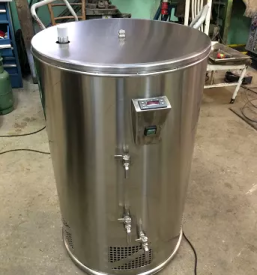 Hlajene posode za vino v sloveniji