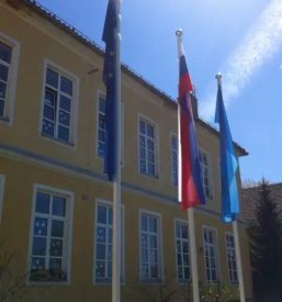 Izdelava drogov za zastave osrednja slovenija