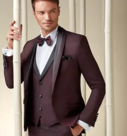 Izposoja ženskih poročnih oblek Maribor