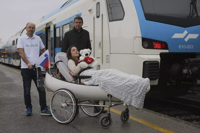 Poceni izposoja vozička Oldi Slovenija