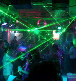 Kakovostno ozvocenje in razsvetljava za klube slovenija