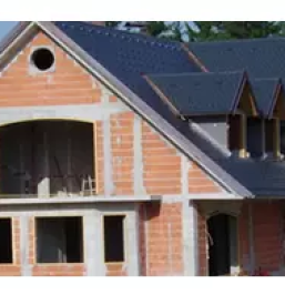 Ugoden fasader Ljubljana