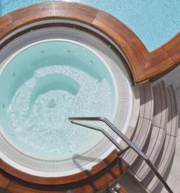 Kvalitetna izdelava jacuzzijev wellnessov in savn v sloveniji