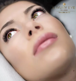 Kvalitetno podaljsevanje trepalnic slovenija