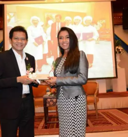 Manatsanan duang krulc tajska kulturna ambasadorka v evropi