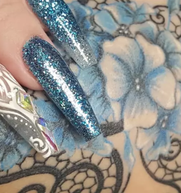 Material za nohte maribor