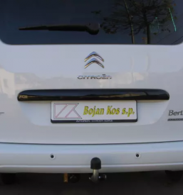 Montaza vlecnih kljuk slovenija