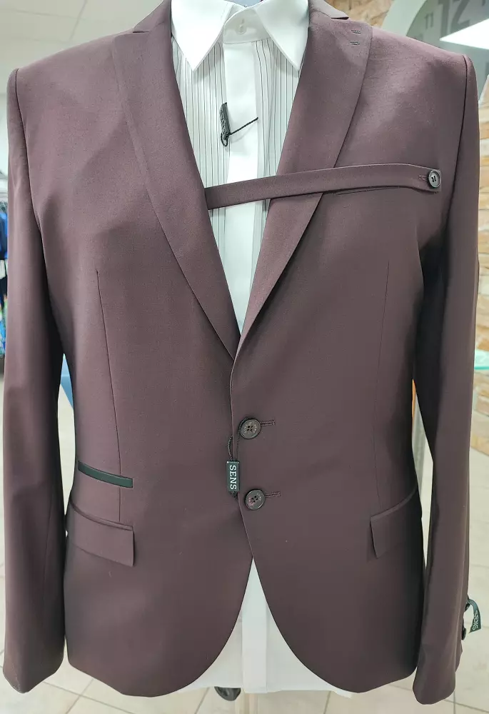 Moška nobel oblačila Škofja Loka