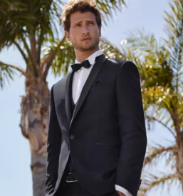 Nakup in izposoja moskih porocnih oblek ljubljana