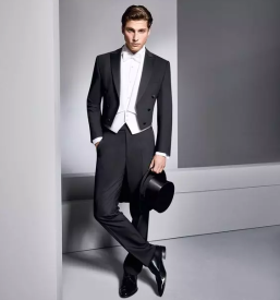 Nakup in izposoja moskih porocnih oblek ljubljana