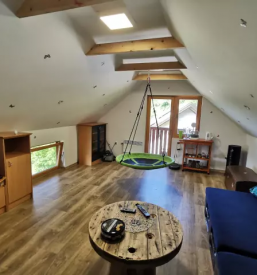 Nočitev na kozolcu trbovlje, zasavje