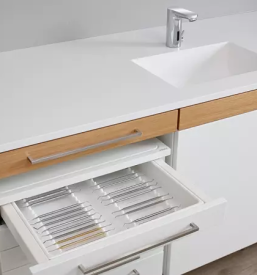 Notranja oprema iz kerrock corian in hi macs kompozitnih materialov