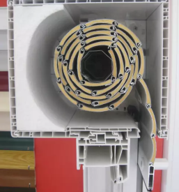 Prodaja oken vrat rolet senčil komarnikov Slovenija