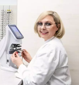 Optika in kontrola vida postojna