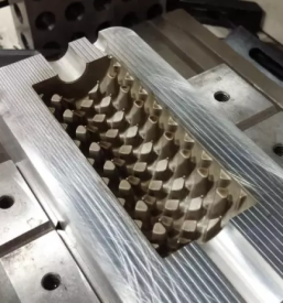 Orodja za brizganje gume in plastike Slovenija