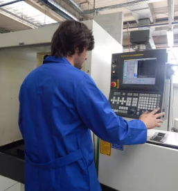 Orodja za brizganje plastike in predelava plasticnih mas gorenjska