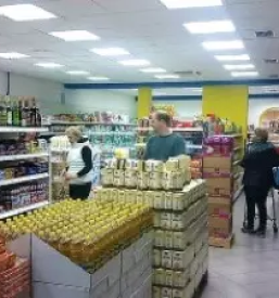 Oskrba gostinstva po sloveniji ( )