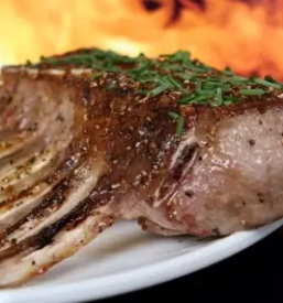 Pecen odojek in jagenjcek brezice