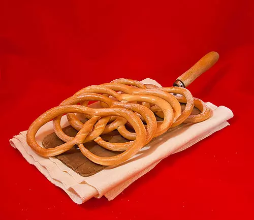 Peka tradicionalnih prest Vodice