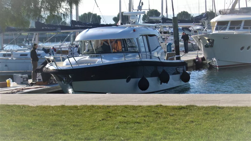 Najboljša ponudba za pohištvo po naročilu za navtiko v Sloveniji