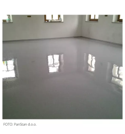 Polaganje talnih oblog tekoce gume