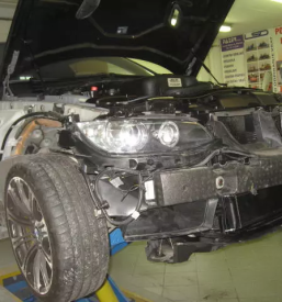 Poceni popravilo avta po toči v Kranju