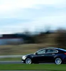 Prevozi oseb z avtomobili visjega srednjega cenovnega razreda ljubljana