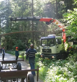 Prevozi z avtodvigali po sloveniji
