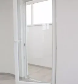 Prodaja pvc vrat slovenske konjice