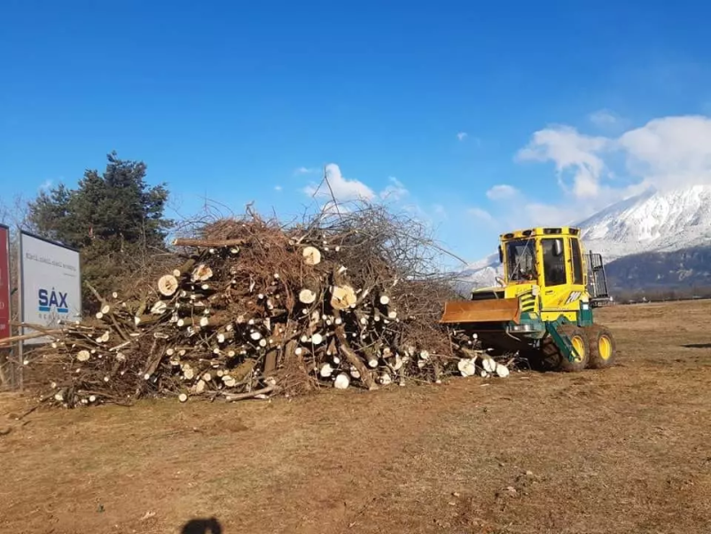 Hitra izdelava kakovostnih lesnih sekancev Gorenjska