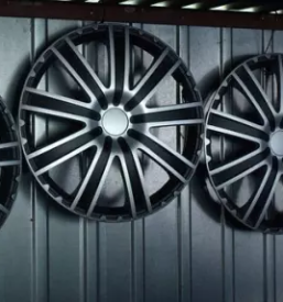 Prodaja rezervnih delov za motorna vozila stajerska