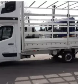 Prodaja tovornih vozil mercedes benz logatec