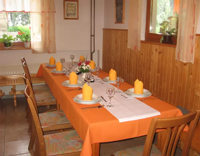 Prostor za zaključene družbe na turistični kmetiji Koroška