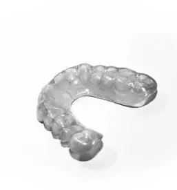 Prozorne zobne opornice Invisalign Dolenjska
