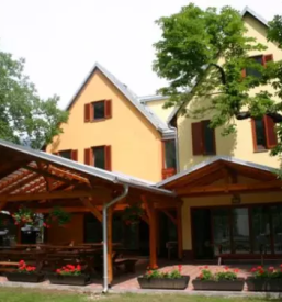 Restavracija in prostor za zakljucene druzbe bovec