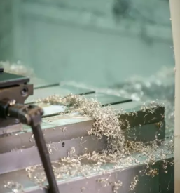 Rezkani in struzeni deli za potrebe v elektronski industriji ter letalski tehniki slovenija