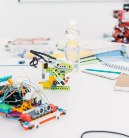 Robotika za otroke slovenija