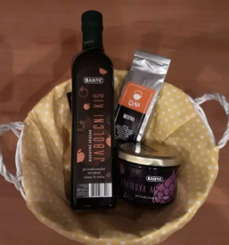 Hruškova sadna žganja Slovenija