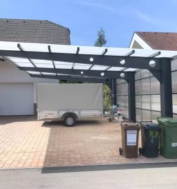 Samostoječ nadstrešek