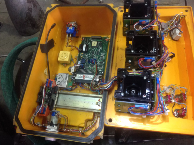 Servis radio komande Hetronic Slovenija